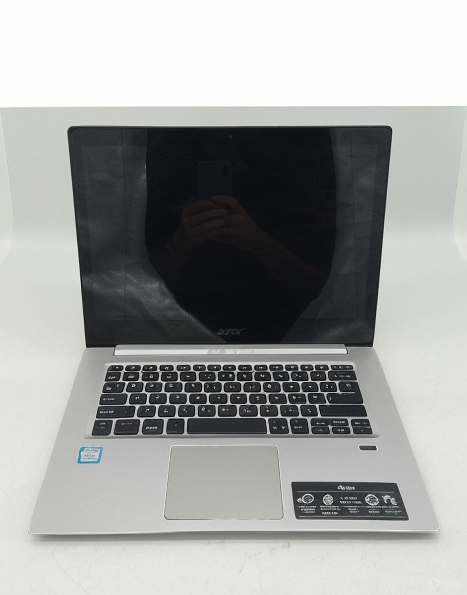 Acer Swift SF312-52 laptop front view with 13.3 inch Full HD screen
