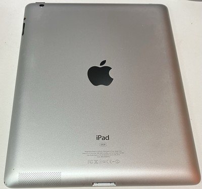 Apple iPad 3rd Generation 32GB A1416 Silver with 9.7-inch Retina