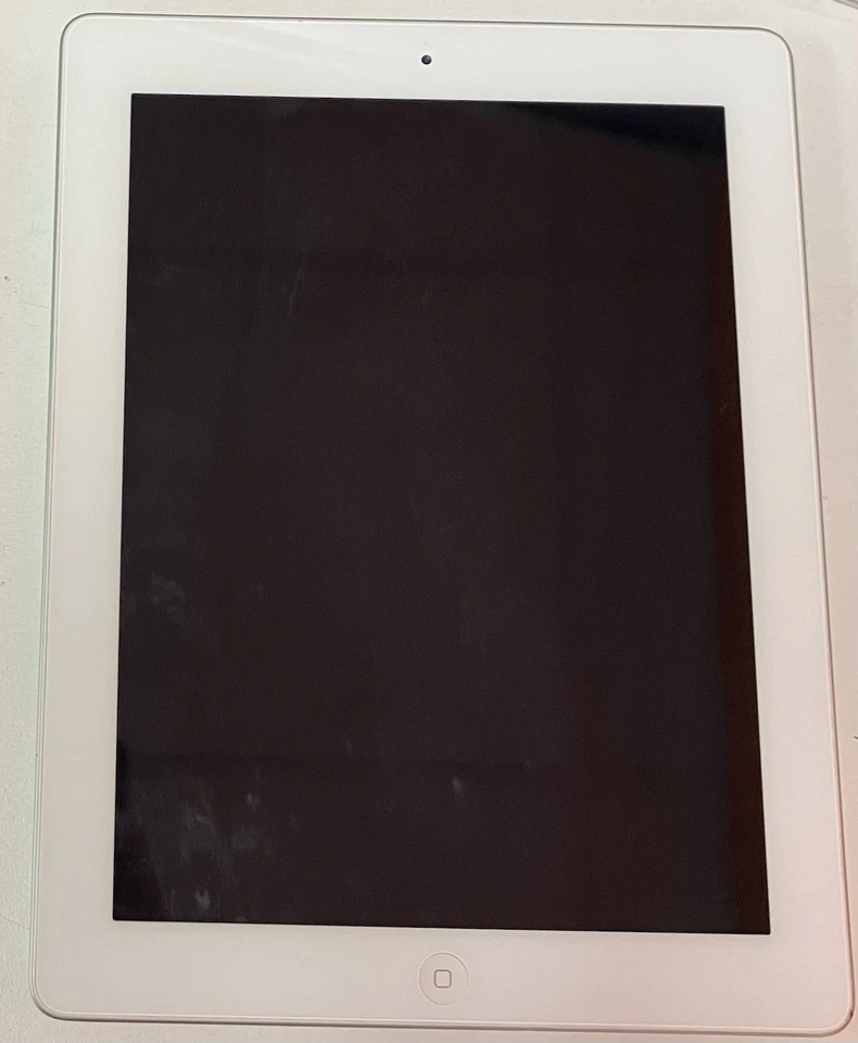 Apple iPad 3rd Generation 32GB A1416 Silver with 9.7-inch Retina display