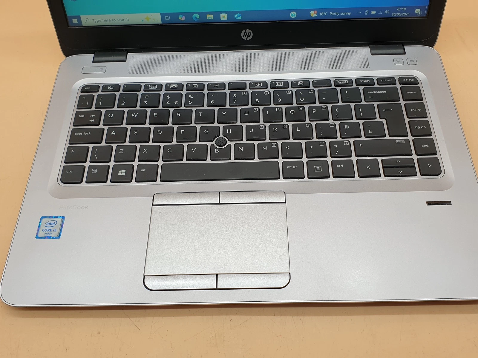 HP EliteBook 840 G3 14-inch Laptop with Core i5-6200U, 8GB RAM, and 256GB SSD running Windows 10 Pro