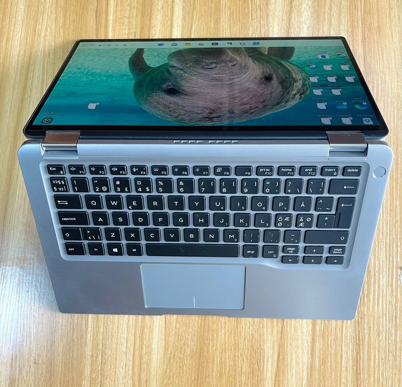 Dell Latitude 7400 touchscreen laptop with 16GB RAM and 256GB SSD