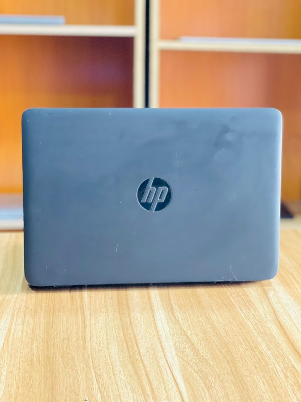 HP EliteBook 820 G1 Core i5 laptop with 8GB RAM and 256GB SSD