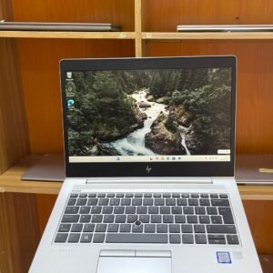 HP EliteBook 830 G5 Core i5 laptop with 8GB RAM and 256GB SSD