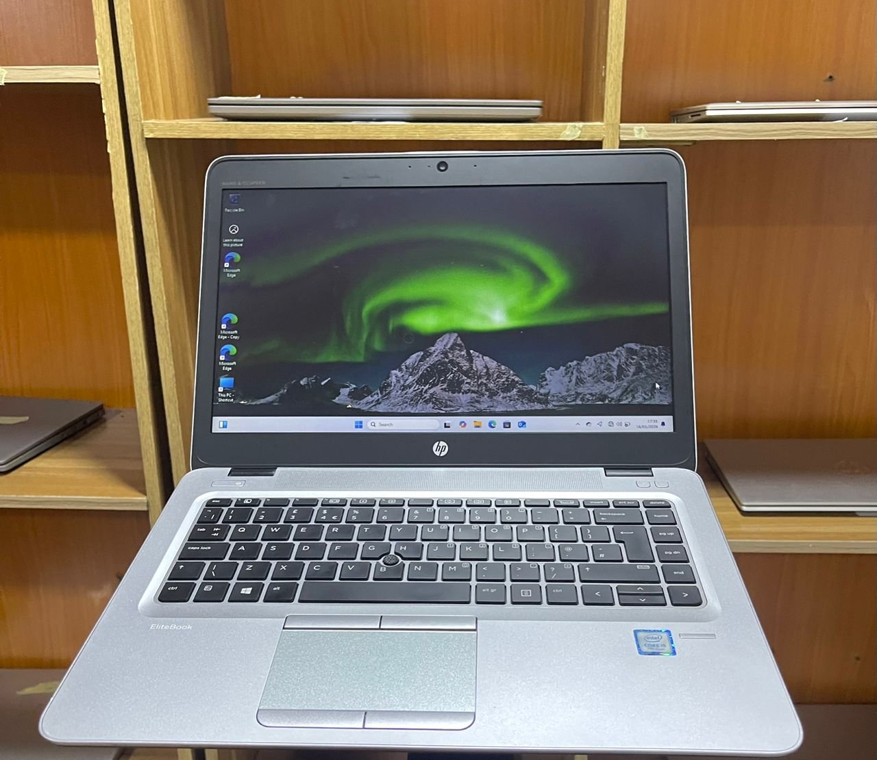 HP EliteBook 840 G4 Core i5 laptop with 16GB RAM and 256GB SSD