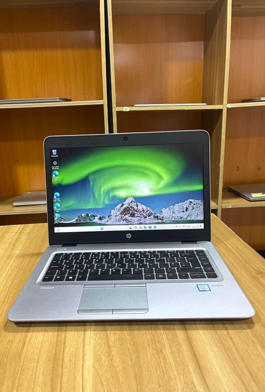 HP EliteBook 840 G4 Core i5 laptop with 16GB RAM and 256GB SSD