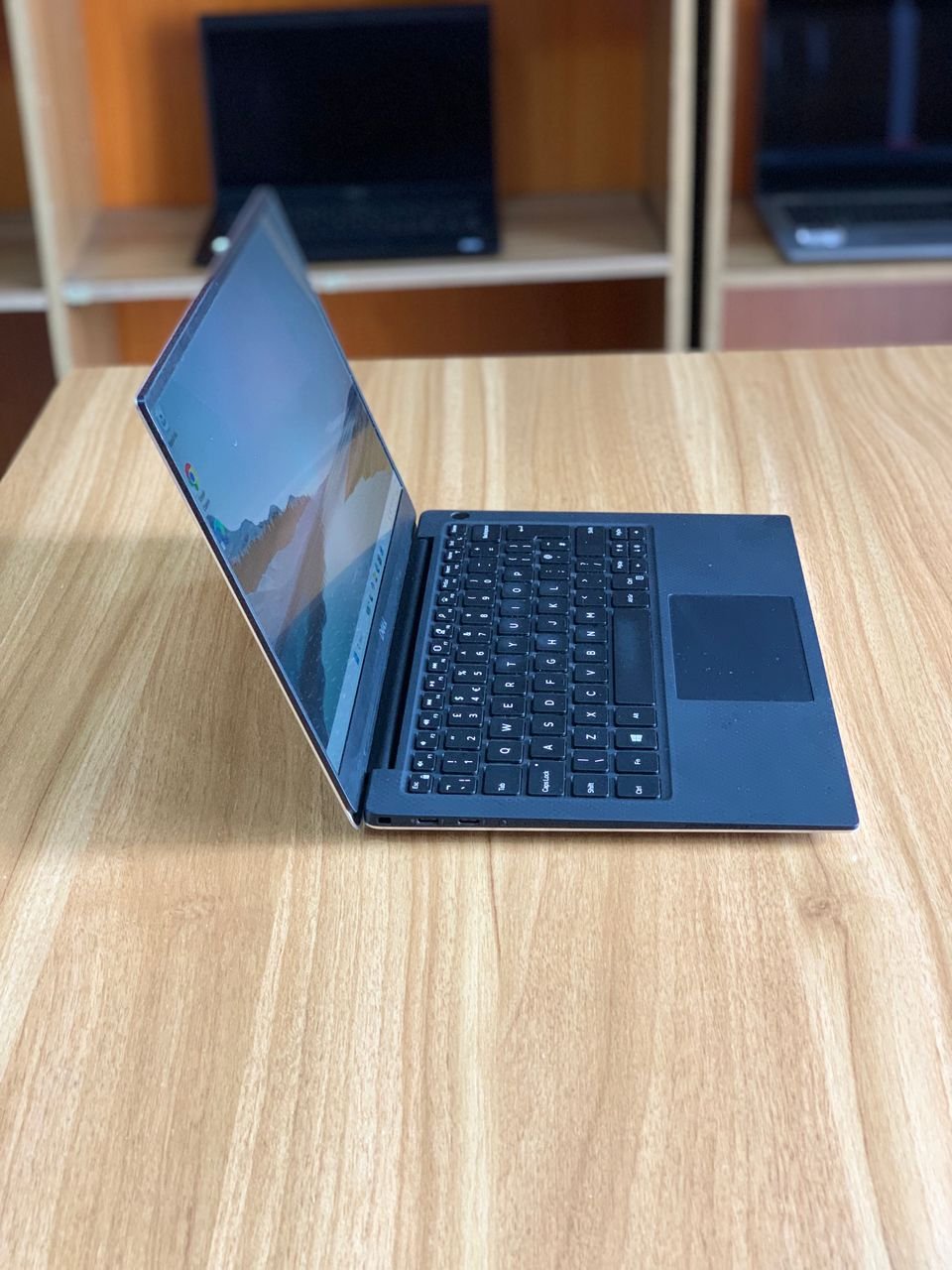 Dell XPS 13 7390 laptop with Intel Core i5 10th Gen, 8GB RAM, and 256GB NVMe SSD