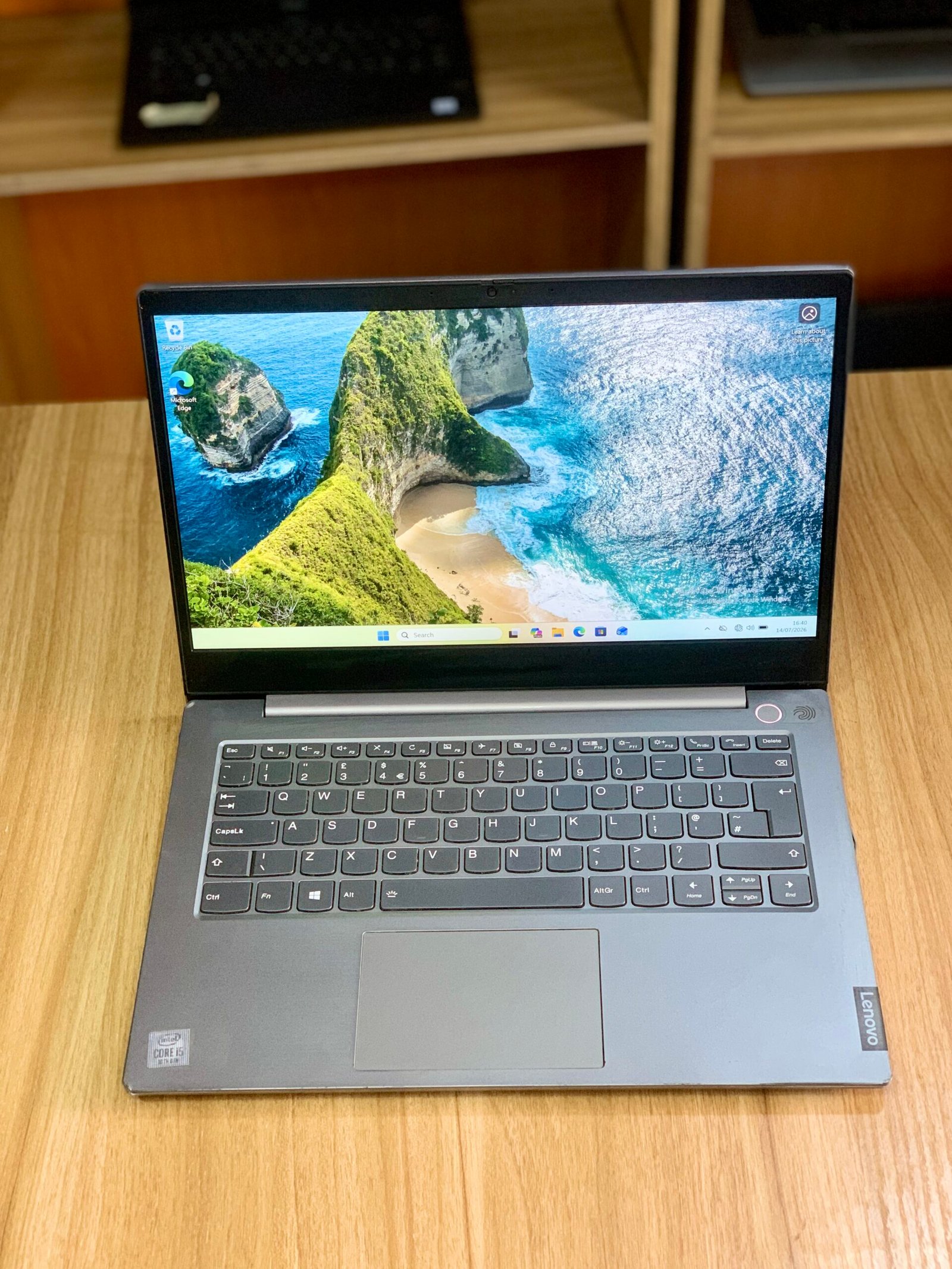 Lenovo ThinkPad 20RV laptop with Intel Core i5 10th Gen processor, 8GB RAM, and 256GB SSD